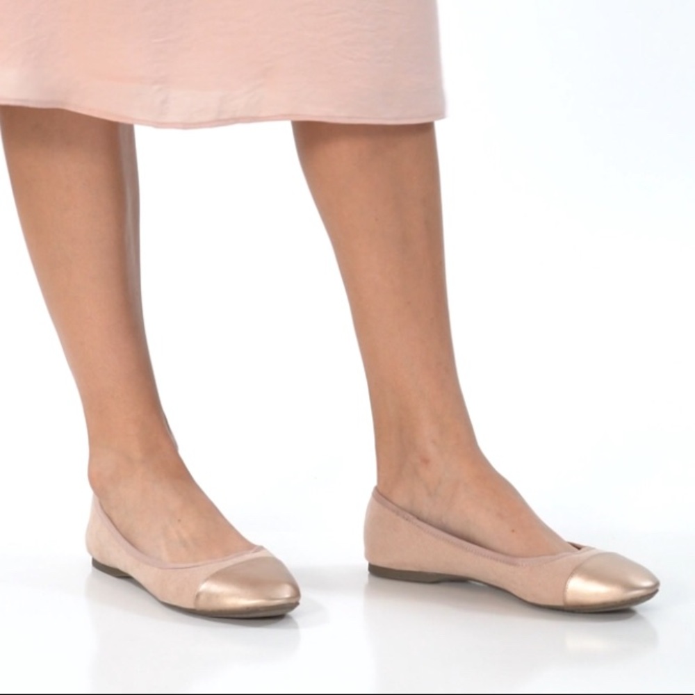Rohb Pink Rose Gold Faux Suede Flats Size 9.5 NIB